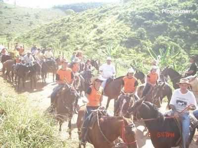 CAVALGADA ESTRELA GUIA , POR IDELMA - COLUNA - MG