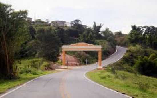 ENTRADA DA CIDADE-FOTO:ALTAIRALVIM [PANORAMIO] - CONCEIO DA BARRA DE MINAS - MG