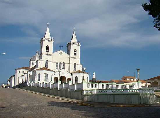 CONCEIO DO RIO VERDE - PARQUIA BASLICA NOSSA SENHORA DA CONCEIO - CONCEIO DO RIO VERDE - MG