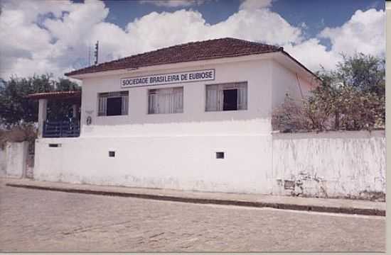 SOCIEDADE BRASILEIRA DE EUBIOSE-FOTO:ERICOCRV [PANORAMIO] - CONCEIO DO RIO VERDE - MG