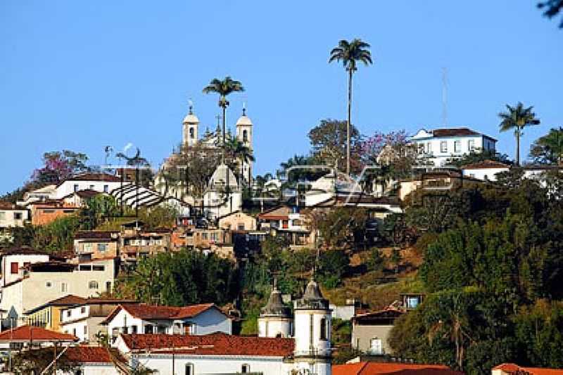 CONGONHAS-MG-VISTA PARCIAL DA CIDADE-FOTO:CHARLIE STYFORLAMBER  - CONGONHAS - MG