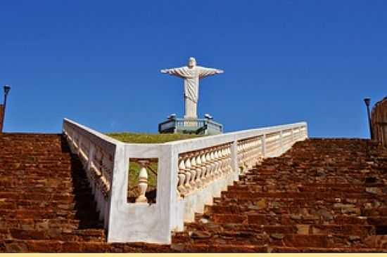 CONQUISTA-MG-CRISTO REDENTOR-FOTO:PHOTOSDEVIAGENS.BLOGSPOT. - CONQUISTA - MG