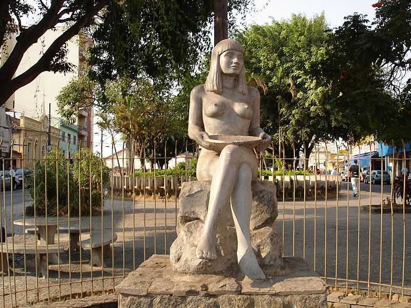 CONSELHEIRO LAFAIETE-MG-MONUMENTO EM HOMENAGEM  NDIA CARIJ-FOTO:EDMILSON MIRANDA DE CASTRO - CONSELHEIRO LAFAIETE - MG