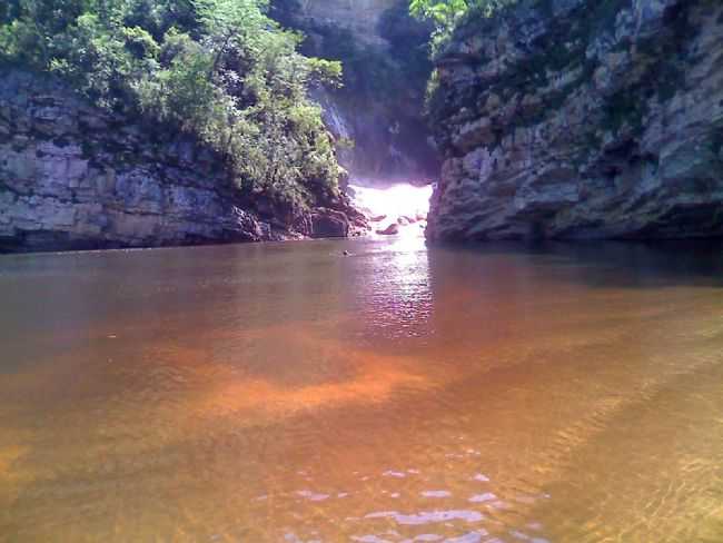 CANDONGA, POR ANDRA - CONSELHEIRO MATA - MG