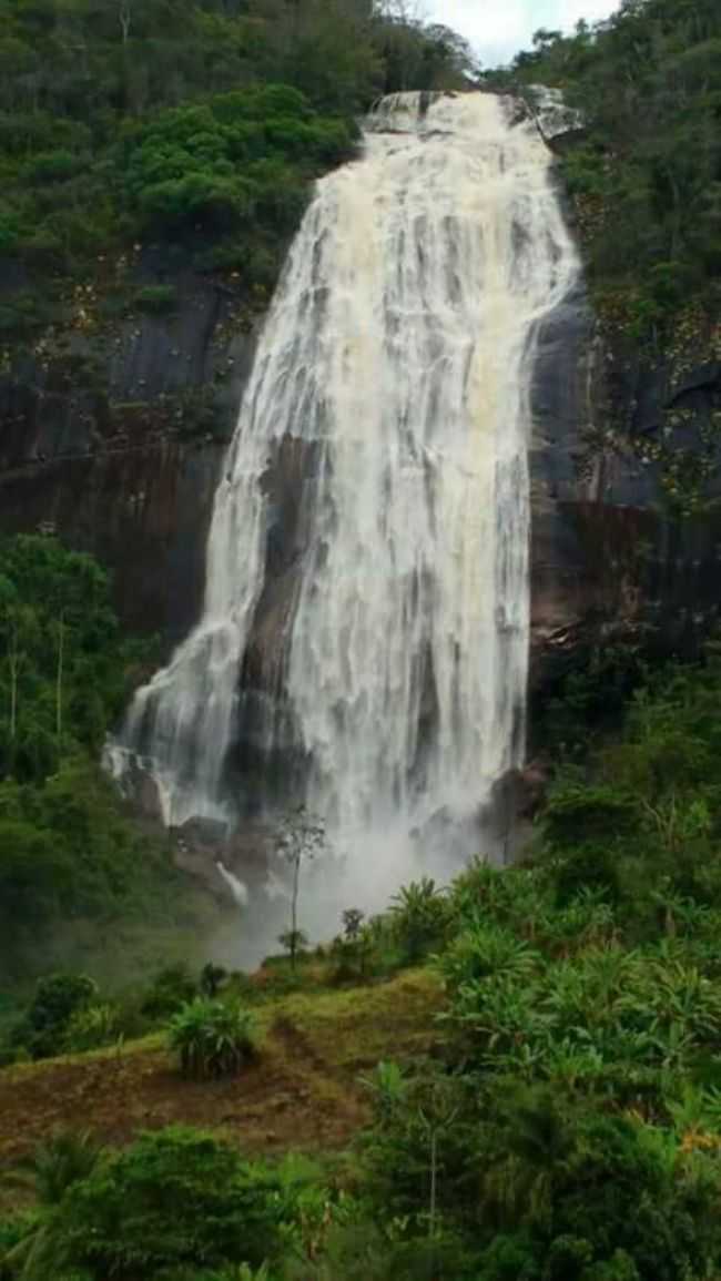 CACHOEIRA DA PRATA-BUENO.MUNICPIO DE CONSELHEIRO PENA, POR KEZIA CANDIDO - CONSELHEIRO PENA - MG