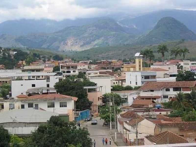 CONSELHEIRO PENA-MG-VISTA DA REA CENTRAL E A SERRA-FOTO:RAFAELGATOCP - CONSELHEIRO PENA - MG