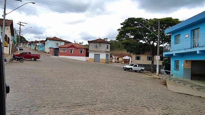 CONSOLAO-MG-CENTRO DA CIDADE-FOTO:BARO JUNIOR - CONSOLAO - MG