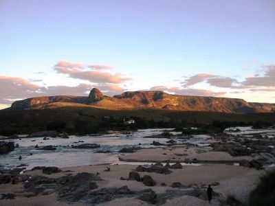 ANOITECER, POR FERNANDO SANTOS - CORONEL MURTA - MG