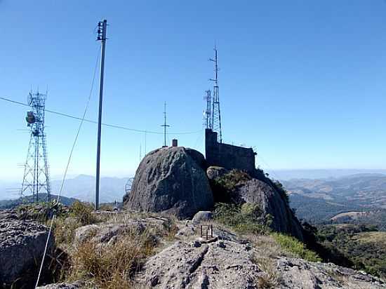 PEDRA DE SO DOMINGOS EM CRREGO DO BOM JESUS-MG-FOTO:ACCOSTA - CRREGO DO BOM JESUS - MG