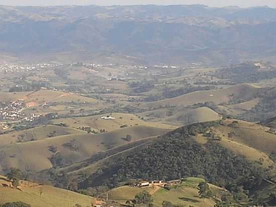 VISTA PANORMICA-FOTO:MARAL CARBONERI [PANORAMIO] - CRREGO DO BOM JESUS - MG