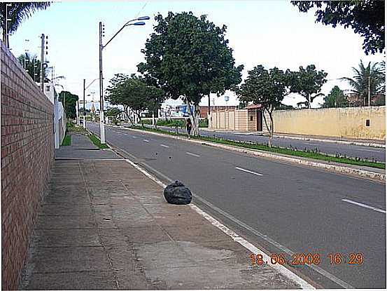 RUA DE ARAPIRACA-FOTO:CLODOMILDO P. DE SOU - ARAPIRACA - AL