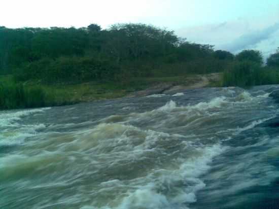 CACHOEIRA JOO DA GRAMA, POR ANINHA MUNIZ BARRETO - CRISLITA - MG