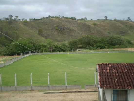 CAMPO DE FUTEBOL DE CRISLITA, POR ANINHA MUNIZ BARRETO - CRISLITA - MG