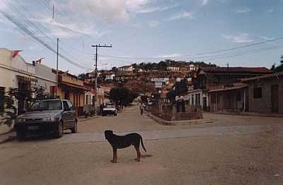 CRISLITA POR MONTANHA - CRISLITA - MG