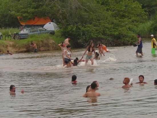 CRIANS NA CACHOEIRA, POR ANINHA MUNIZ BARRETO - CRISLITA - MG