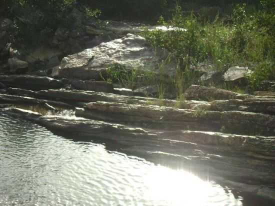 CACHOEIRA DE CHICO GORDURA , POR PR. CLUDIO PEREIRA - CRISTLIA - MG