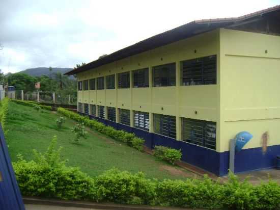 ESCOLA MUNICIPAL, POR PR. CLUDIO PEREIRA - CRISTLIA - MG