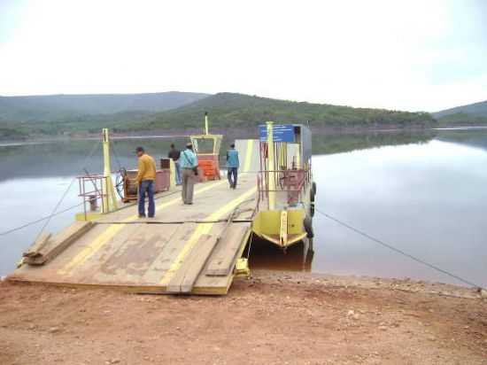 BALSA NO LAGO DA USINA DE IRAP, POR PR. CLUDIO PEREIRA - CRISTLIA - MG