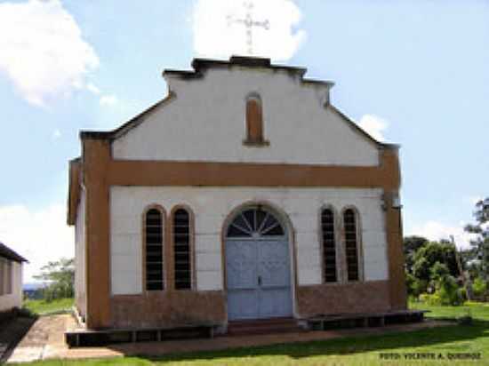 IGREJA DE SANTO ANTNIO DE PDUA E SO SEBASTIO-FOTO:VICENTE A. QUEIROZ - CRUZEIRO DOS PEIXOTOS - MG