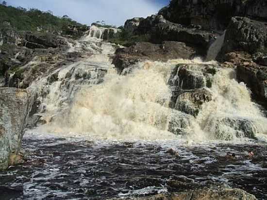 CACHOEIRA DE CURIMATA-FOTO:FILIPE MOURA ROCHA - CURIMATA - MG