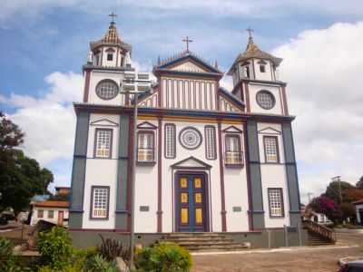 IGREJA DO DIVINO, POR UREA MARIA - DATAS - MG