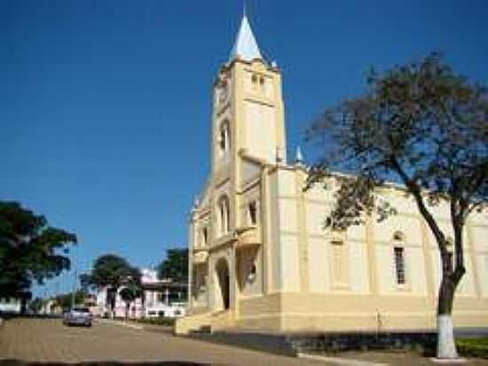 IGREJA MATRIZ-FOTO:ALEXANDRE BONACINI [PANORAMIO] - DELFINPOLIS - MG