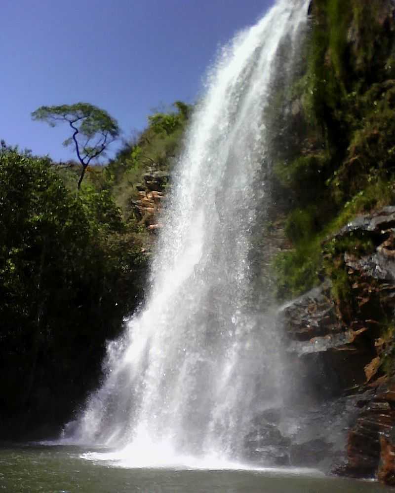 DESEMBOQUE-MG-CACHOEIRA DO TABOO-FOTO:ERICK EDGARD  - DESEMBOQUE - MG