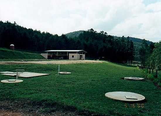 USINA DE TRATAMENTO DE LIXO - FOTO POR JOSE MAURICIO PS - DIONSIO - MG