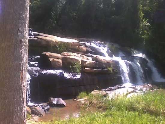 CACHOEIRA  -  POR SUELIFURTADO - DIVINSIA - MG