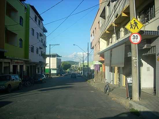 AVENIDA BOM SUCESSO EM DIVINPOLIS-MG-FOTO:LUCAS CONRADO - DIVINPOLIS - MG