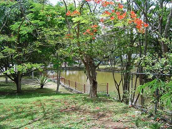 DIVINPOLIS-MG-LAGOA DO DIVINPOLIS CLUBE-FOTO:MAURICIO COUTO - DIVINPOLIS - MG