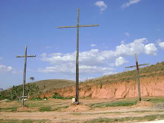 CRUZEIRO-FOTO:MOHAMMAD ALBERTH [PANORAMIO] - DOM MODESTO - MG