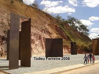 OBRAS DO ARTISTA AMILCAR DE CASTRO. DOM SILVRIO-MG - DOM SILVRIO - MG