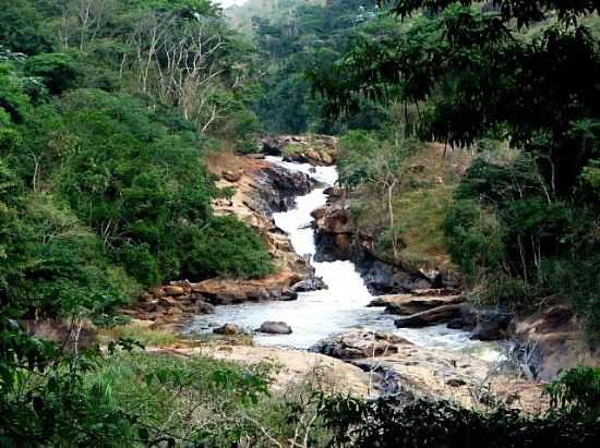 DORES DE GUANHAES/MG, POR TRAVOLTA - DORES DE GUANHES - MG