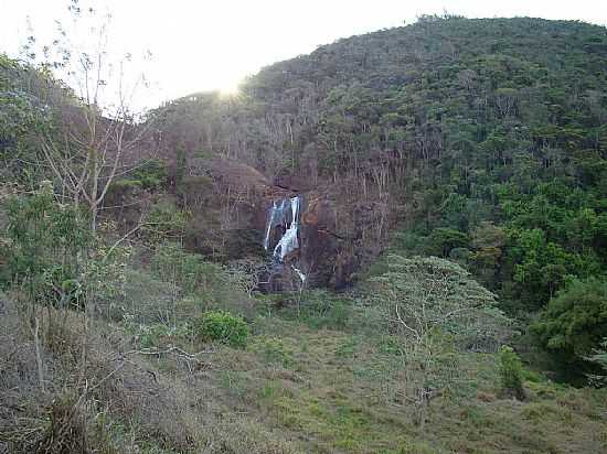 DORES DE GUANHES-MG-CACHOEIRA-FOTO:JAIRO NUNES FERREIRA  - DORES DE GUANHES - MG