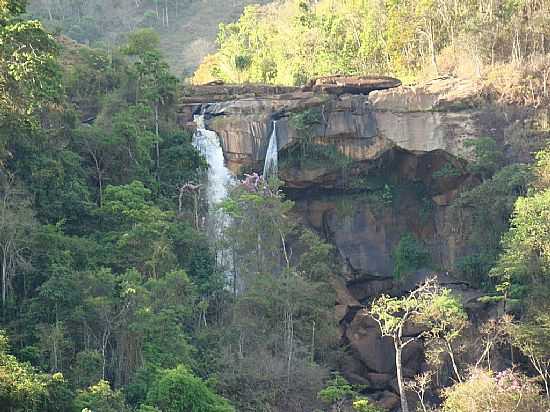 DORES DE GUANHES-MG-CACHOEIRA-FOTO:JAIRO NUNES FERREIRA - DORES DE GUANHES - MG