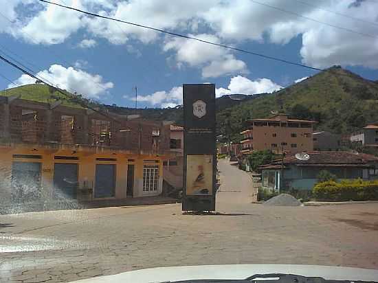 DORES DE GUANHES-MG-CENTRO DA CIDADE-FOTO:JULIEDERSON JACKSON - DORES DE GUANHES - MG