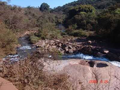 AFLUENTE DO RIO DAS VELHAS-FOTO:GERALDO SALOMO  - ENGENHEIRO CORREIA - MG