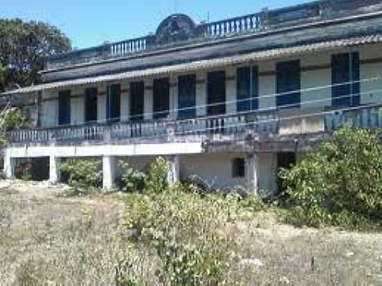 ANTIGA CASA DE FAZENDA EM ENGENHO NOVO-FOTO:URBONU - ENGENHO NOVO - MG