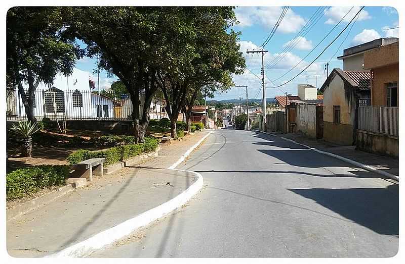 RUA MELO VIANA  - ESMERALDAS - MG