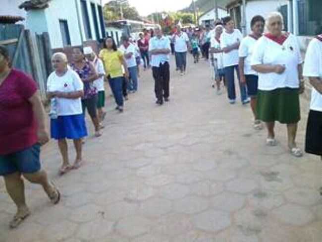 POR NOVAISSANTOS 6@GMAIL.COM - ESMERALDAS DE FERROS - MG