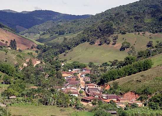 ESMERALDAS DE FERROS-MG-VISTA DO MUNICPIO-FOTO:CONHECAFERROS.WORDPRESS.COM - ESMERALDAS DE FERROS - MG