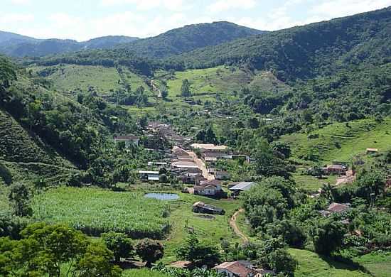 ESMERALDAS DE FERROS-MG-VISTA DO MUNICPIO-FOTO:CONHECAFERROS.WORDPRESS.COM - ESMERALDAS DE FERROS - MG