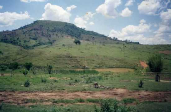 IMAGEM ANTIGA DO MORRO PALHANO, POR IGOR - ESTRELA DO INDAI - MG