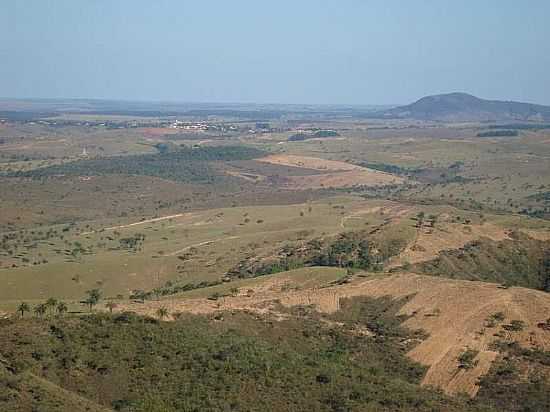 VISTA DA REGIO COM MORRO DO PALHANO AO FUNDO EM ESTRELA DO INDAI-FOTO:ALTOABAETE - ESTRELA DO INDAI - MG