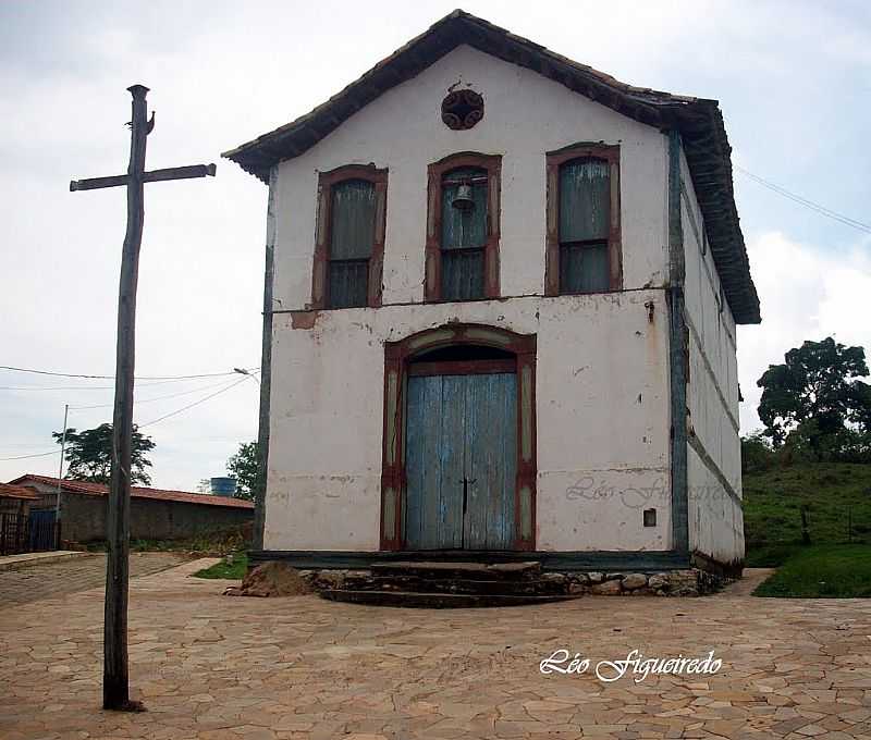 ESTRELA DO SUL-MG-IGREJA DE N.SRA.DO ROSRIO E SO SEBASTIO-FOTO:LEONARDO FIGUEIREDO - ESTRELA DO SUL - MG