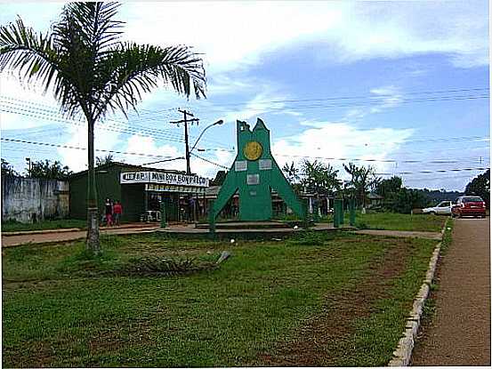 MONUMENTO FRONTEIRIO-FOTO:ALAN.KARDEC - OIAPOQUE - AP