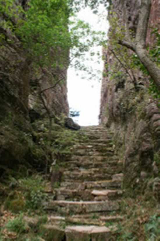 GRUTA DO SALITRE-FOTO:FERNANDO BEZERRA - EXTRAO - MG