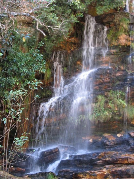 CACHOEIRA DO GUINOMOS, POR DÉBORA CRISTIANE SETE LAGOAS-MG- - FECHADOS - MG