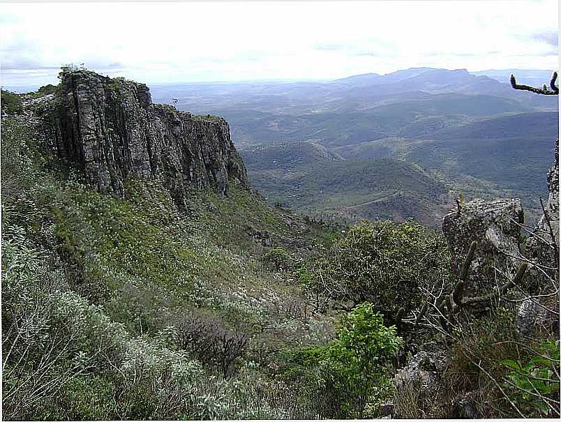 FELCIO DOS SANTOS-MG-VALE DA SERRA DO GAVIO-FOTO:SERGIO BERNARDO - FELCIO DOS SANTOS - MG